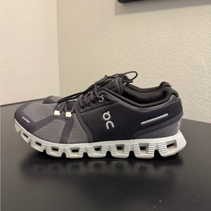 On Running Cloud 5 Push Black and Gray Athletic Shoes